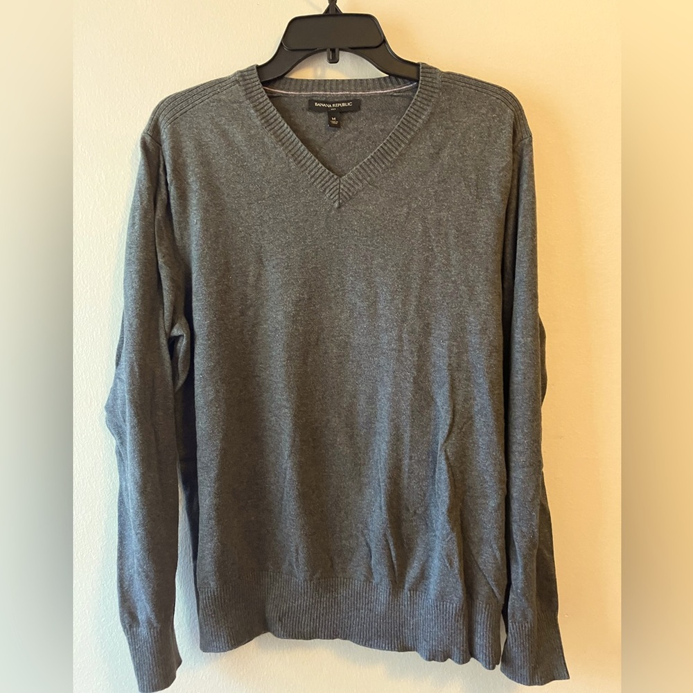 Banana Republic Men’s Gray V-Neck Pullover Sweaters Size M Pre-Owned - Picture 1 of 3